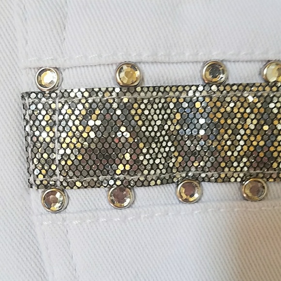 DANESI - Picture 7 of 8